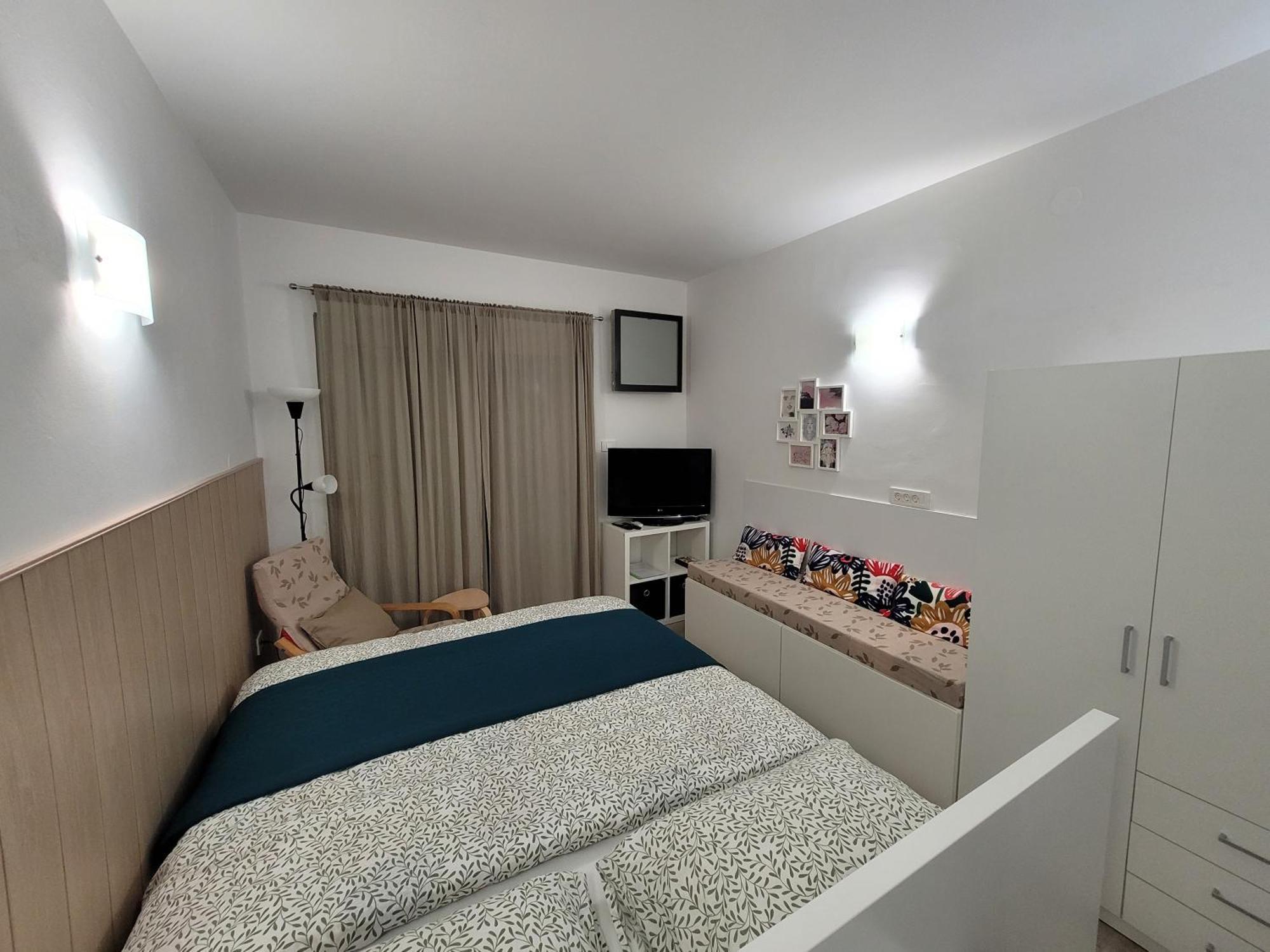 Apartma Zusterna Za Bazenom Koper Bagian luar foto